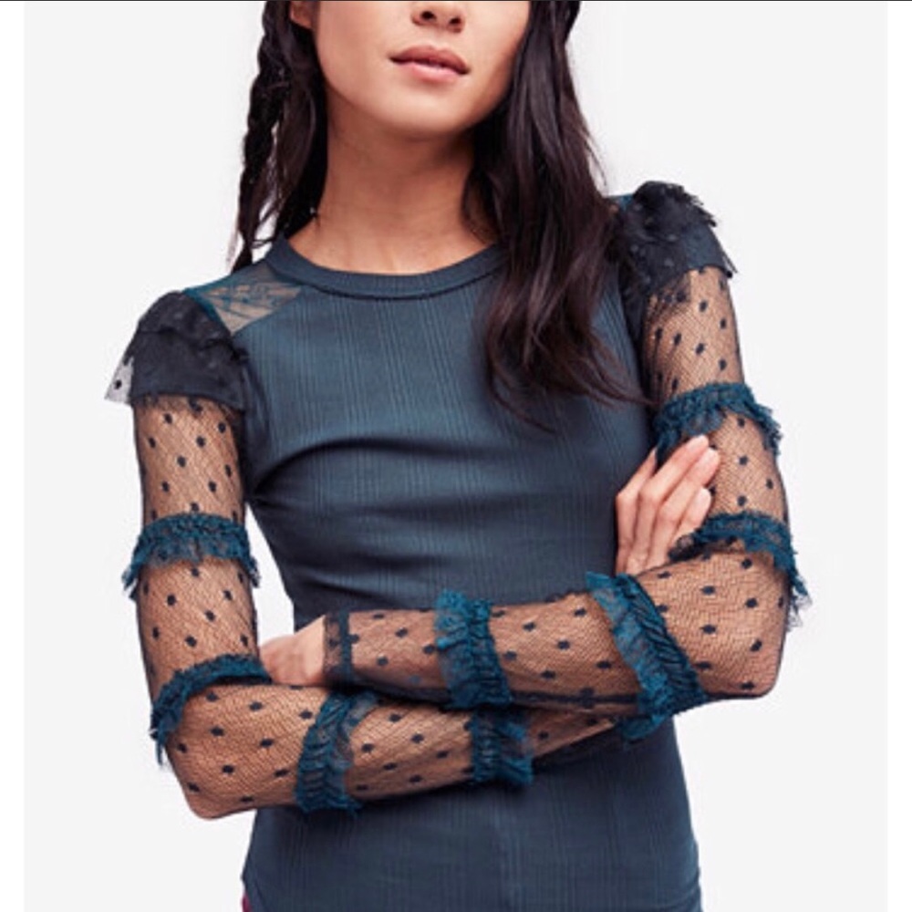 FREE PEOPLE Kiss Ruffle Lace Top ***TOP RATED NWT - Picture 5 of 8